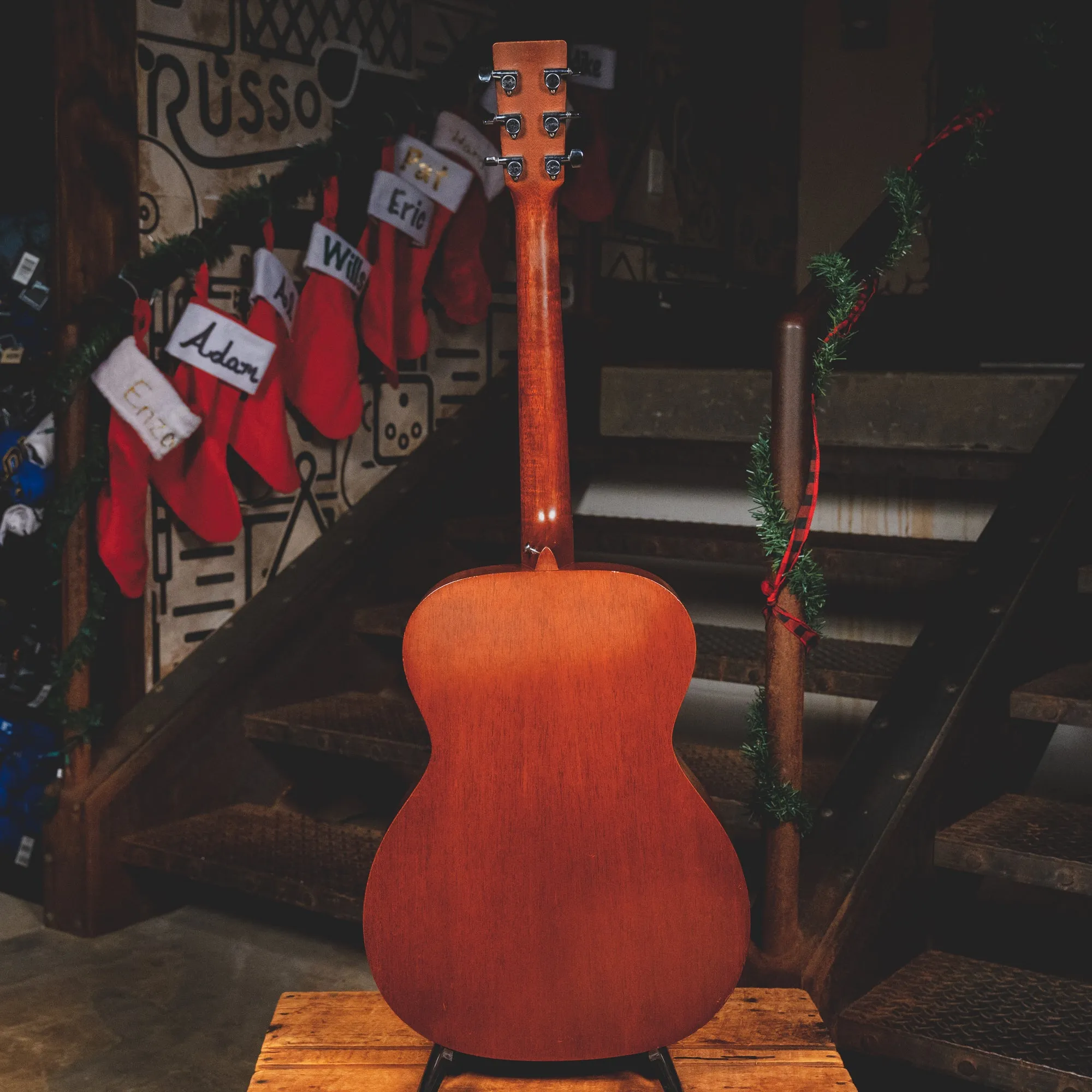 2005 Martin 000-15M Acoustic Guitar, All-Mahogany, Natural w/OHSC - Used