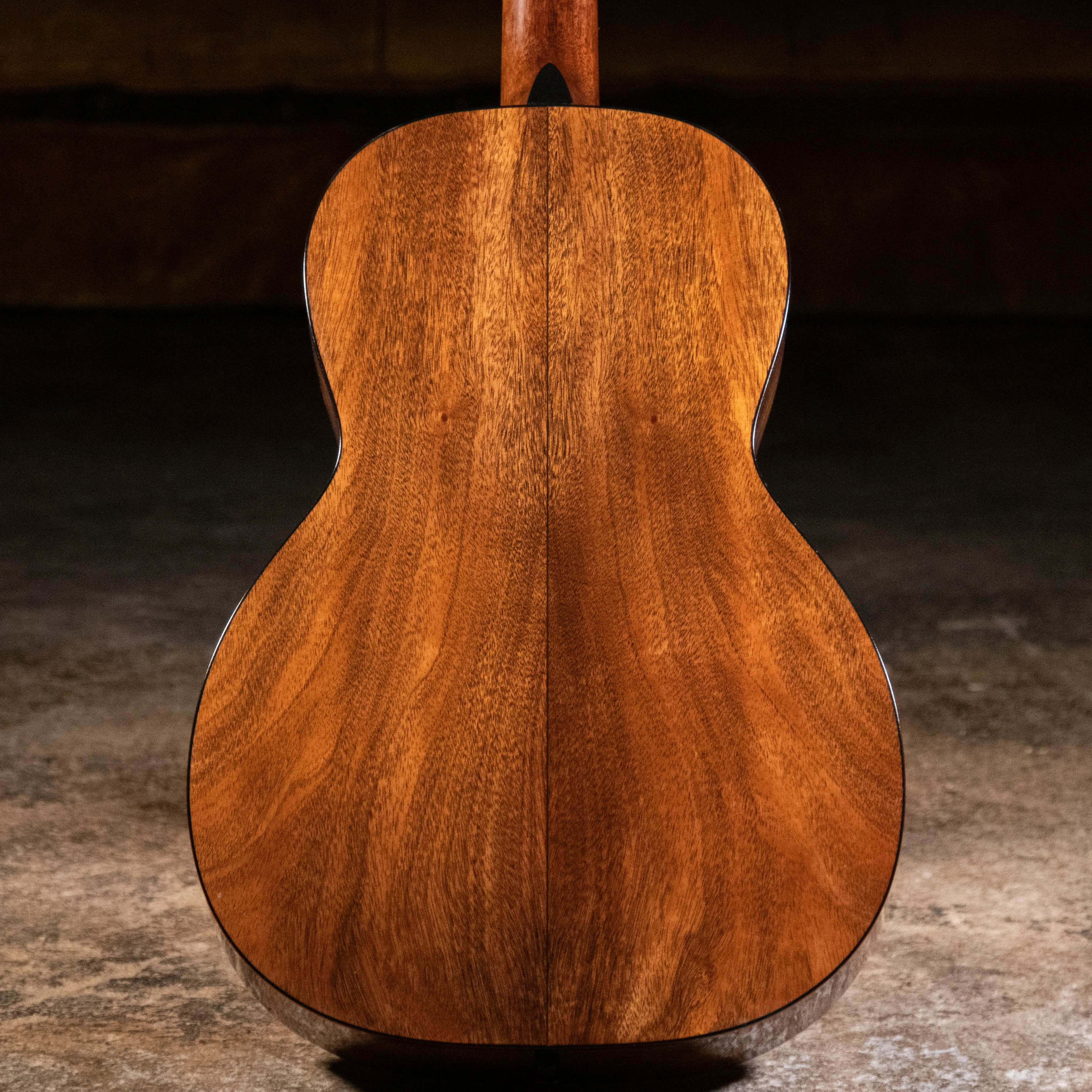 2023 Martin Custom Shop 00-18 Acoustic Guitar, Adirondack Spruce/Sinker Mahogany w/OHSC - Used