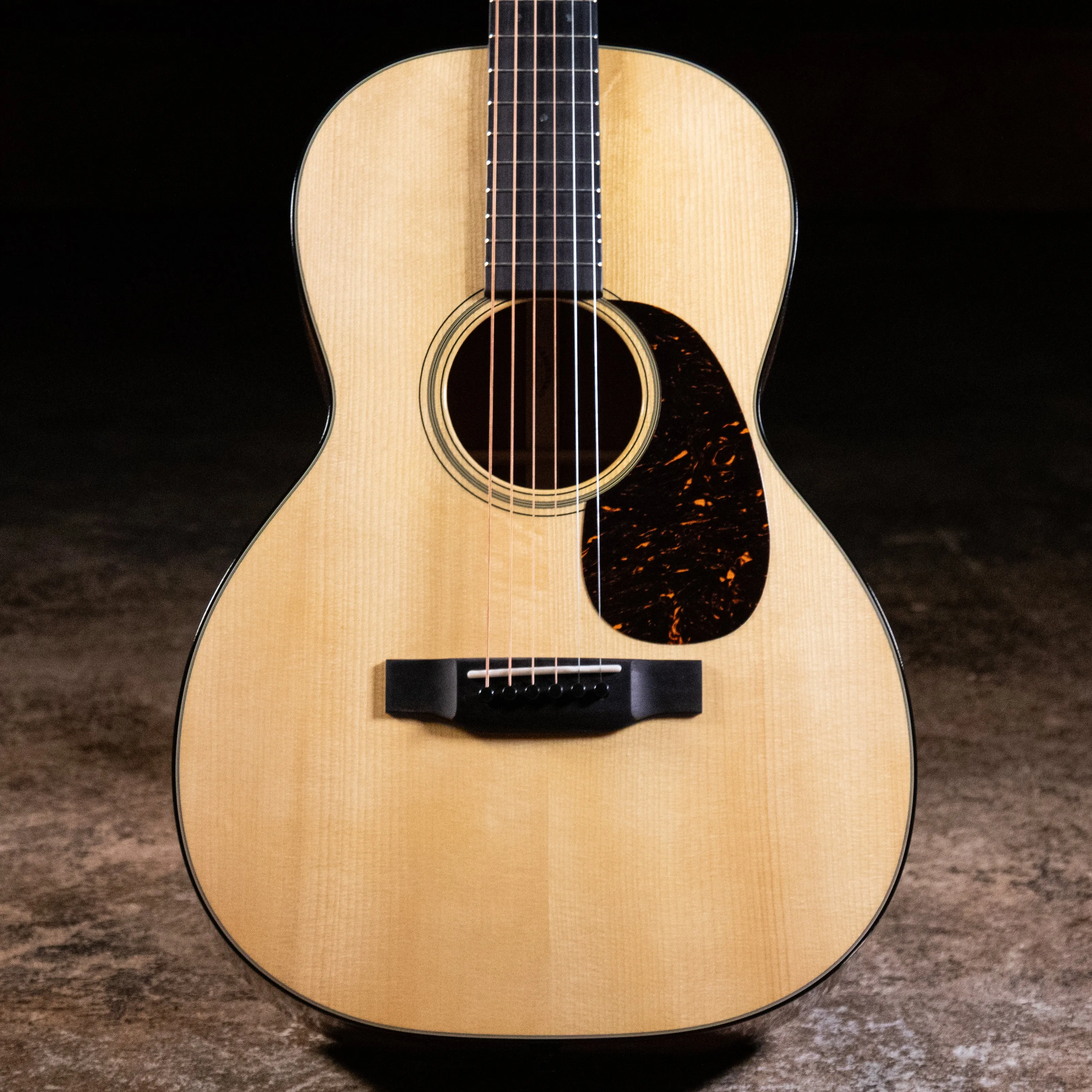 2023 Martin Custom Shop 00-18 Acoustic Guitar, Adirondack Spruce/Sinker Mahogany w/OHSC - Used
