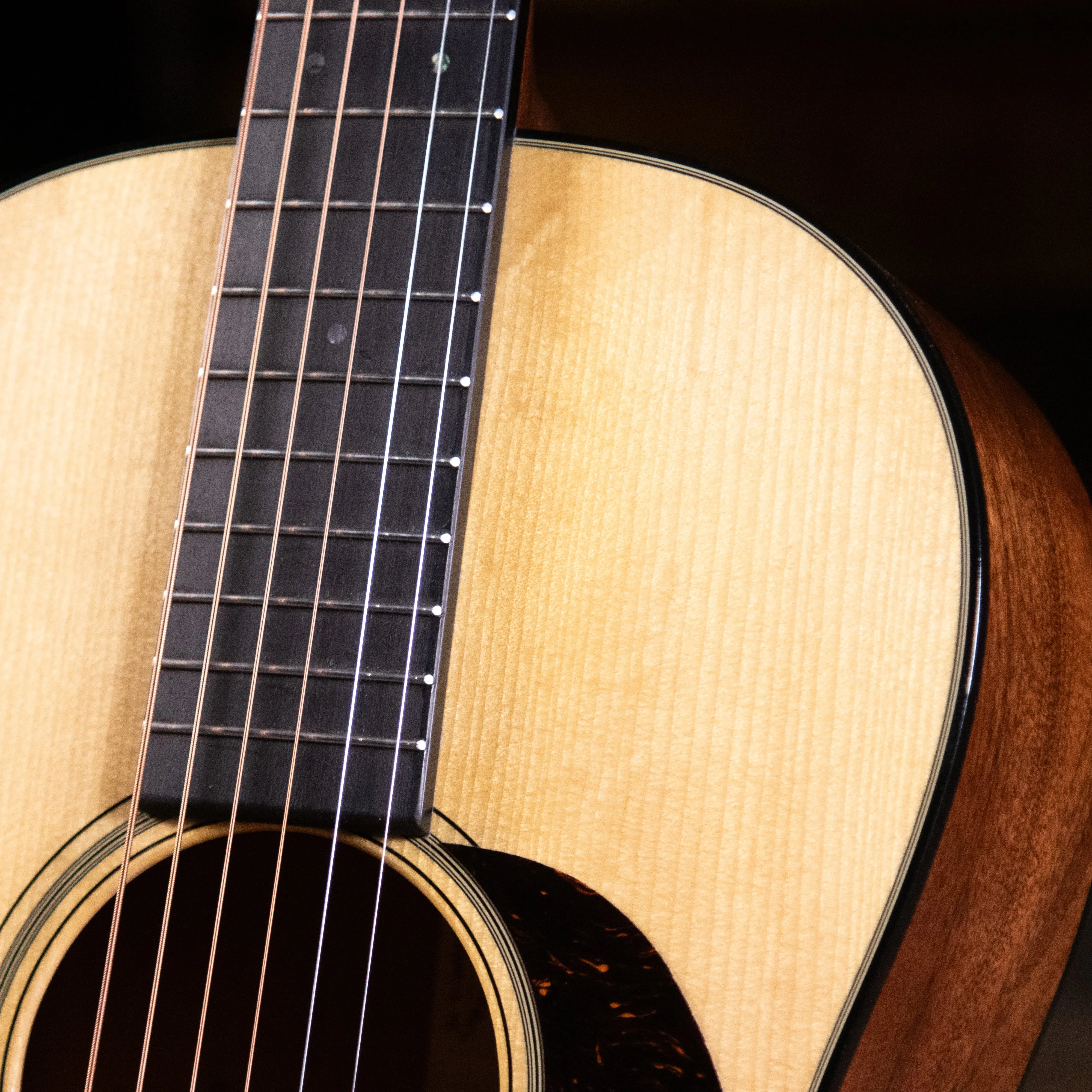2023 Martin Custom Shop 00-18 Acoustic Guitar, Adirondack Spruce/Sinker Mahogany w/OHSC - Used