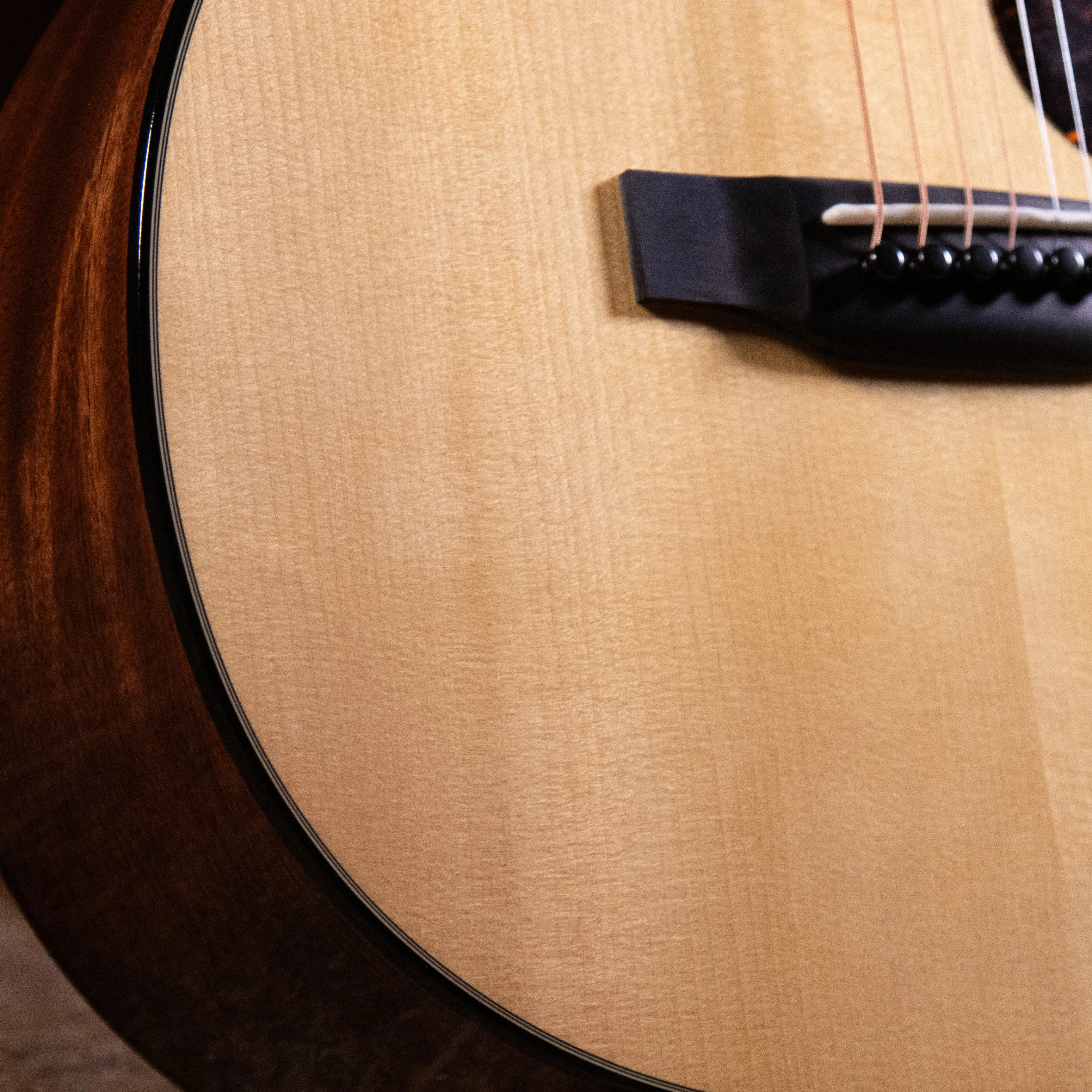 2023 Martin Custom Shop 00-18 Acoustic Guitar, Adirondack Spruce/Sinker Mahogany w/OHSC - Used