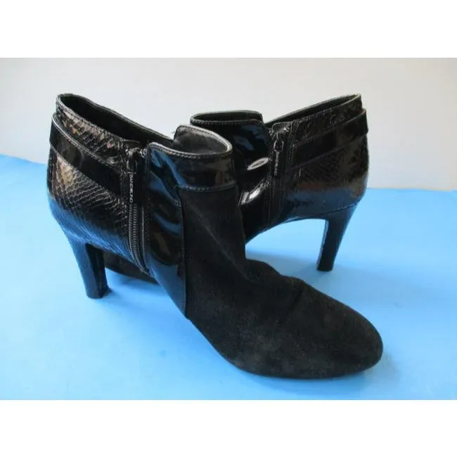 Bandolino Black Mod Suede And Patent Lizard Boloman Leather Upper Ankle Bootsbooties Size Us