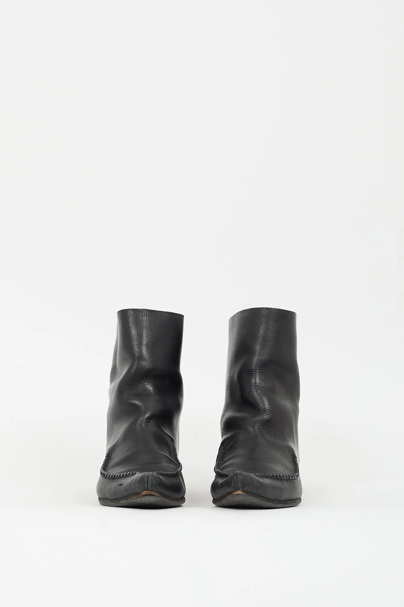 Black Leather Pointed Ankle Boot