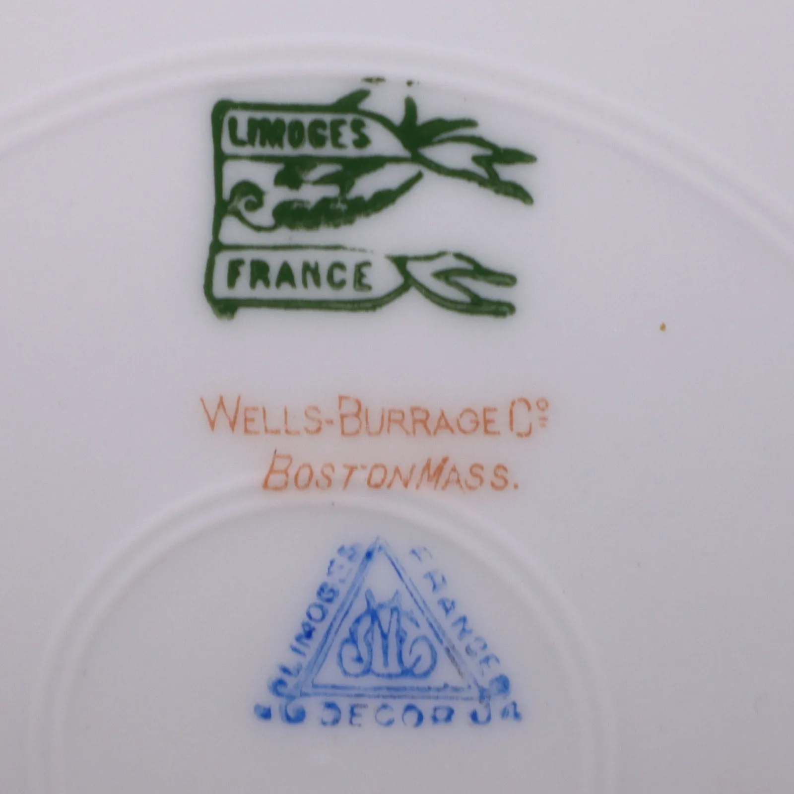 Charles Martin Duches CMT63 Luncheon Plate 8 5/8" Roses Gold Lace Limoges