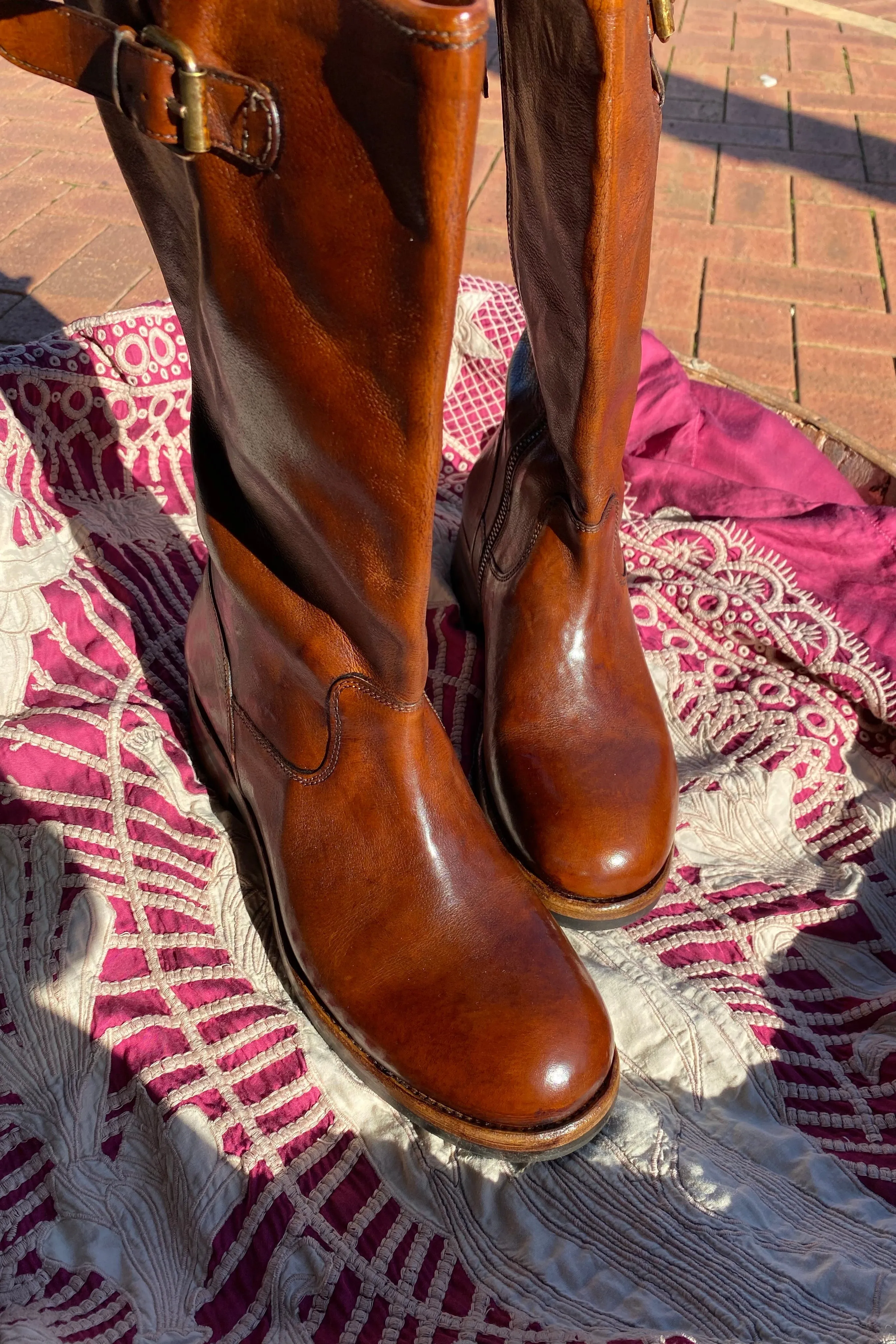 CLASSIC LAND BOOTS (TALL) - AMBER