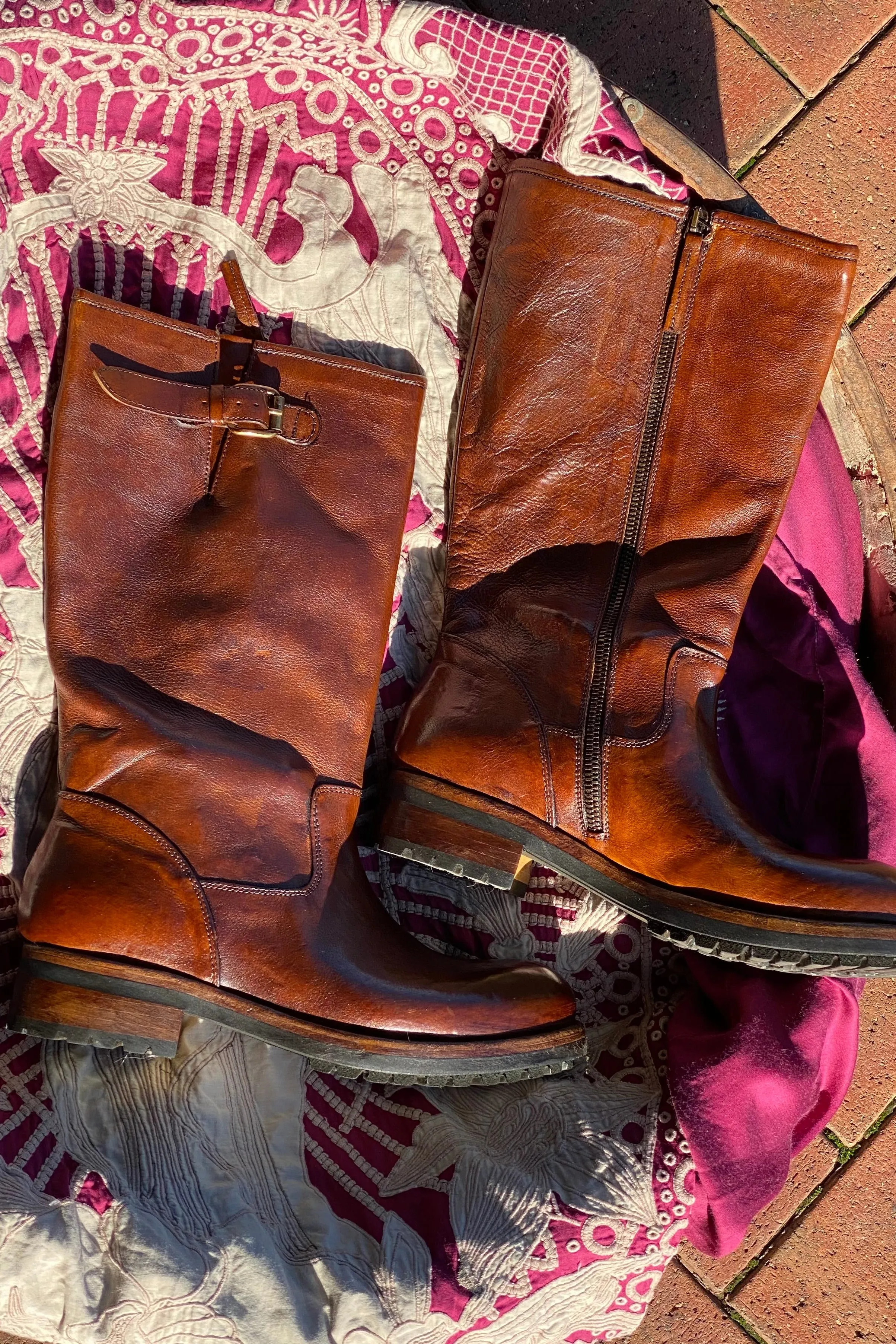 CLASSIC LAND BOOTS (TALL) - AMBER