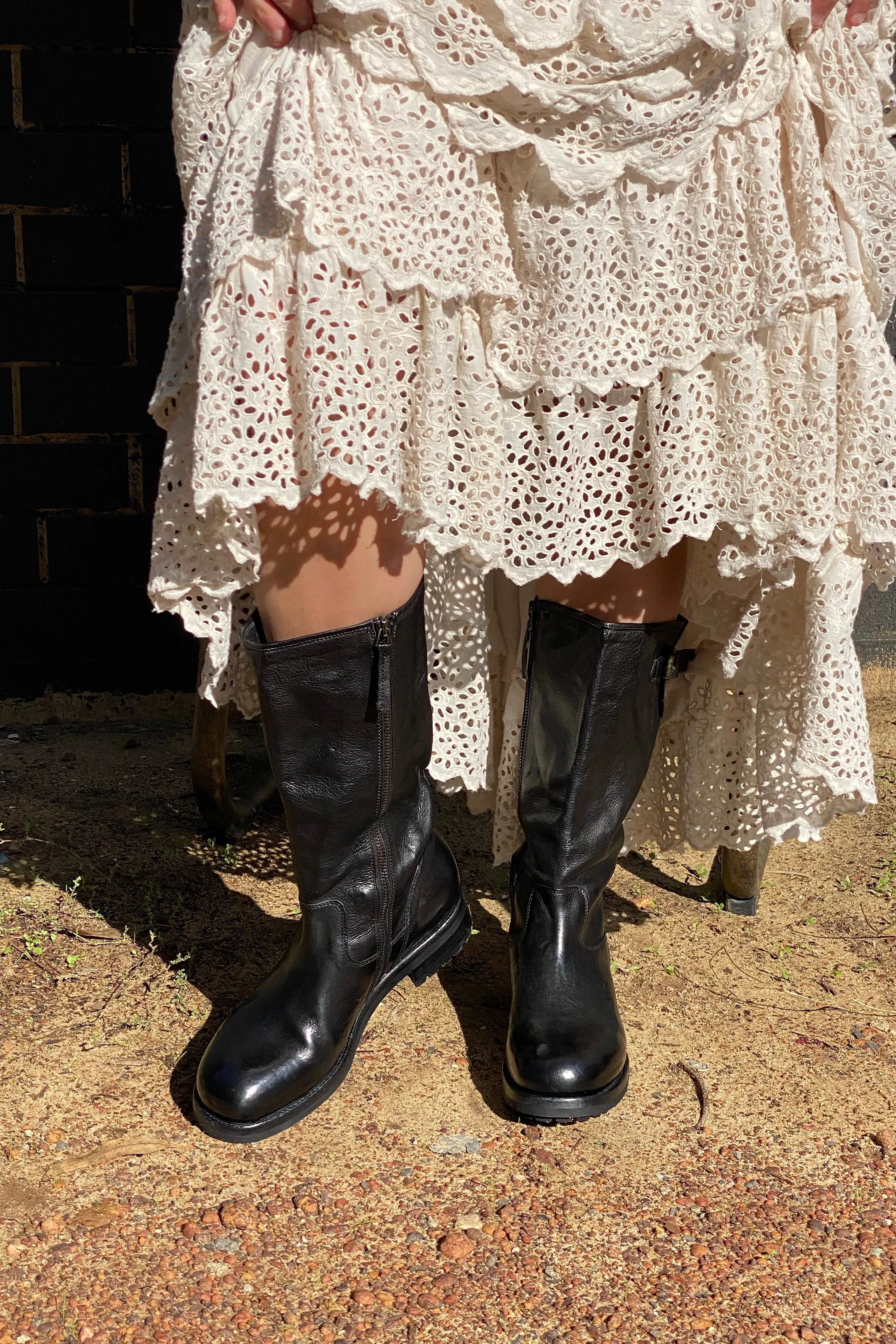 CLASSIC LAND BOOTS (TALL) - BLACK