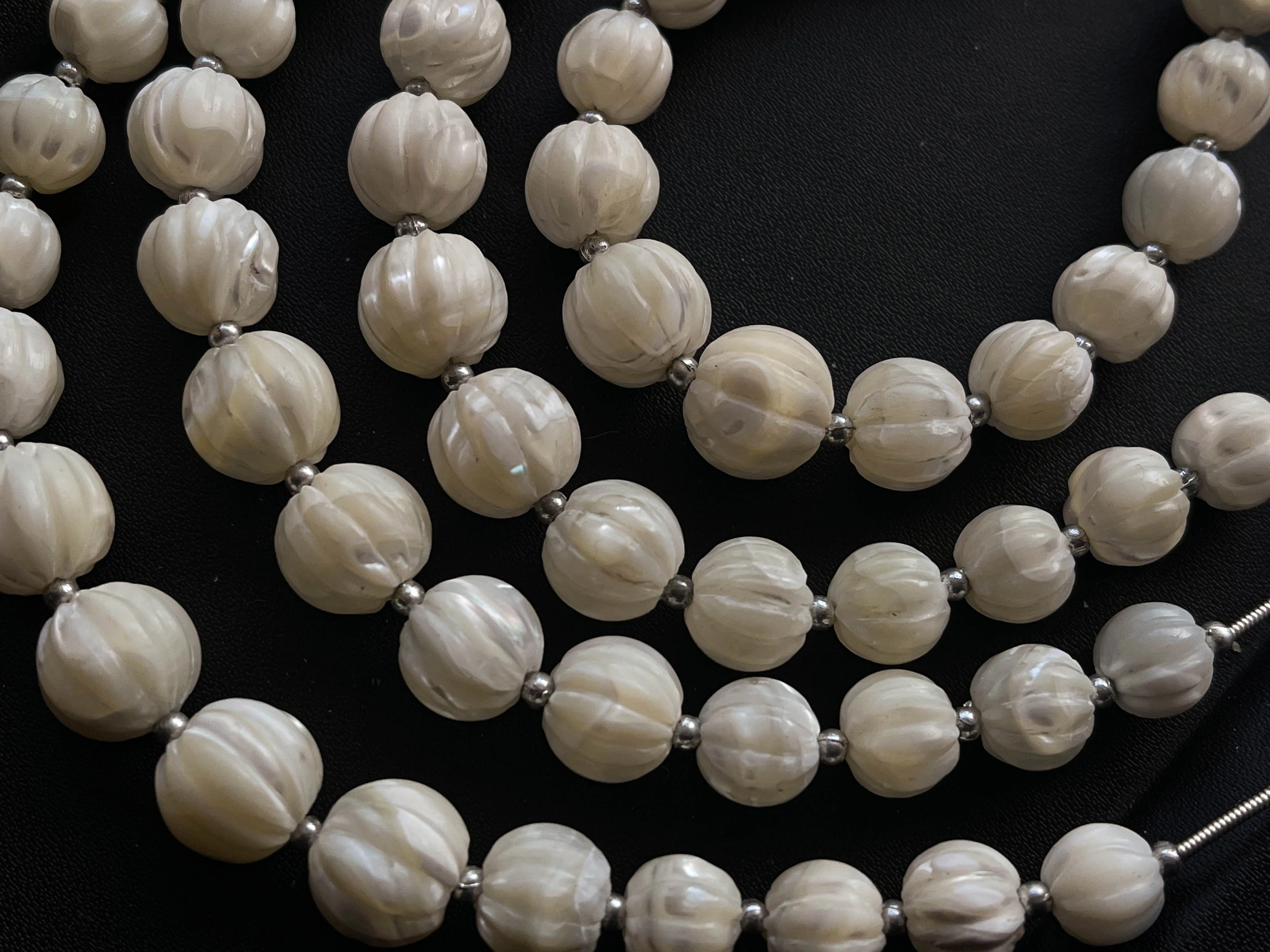 Mother of Pearl Carved Melons shape Beads | 14 Pieces