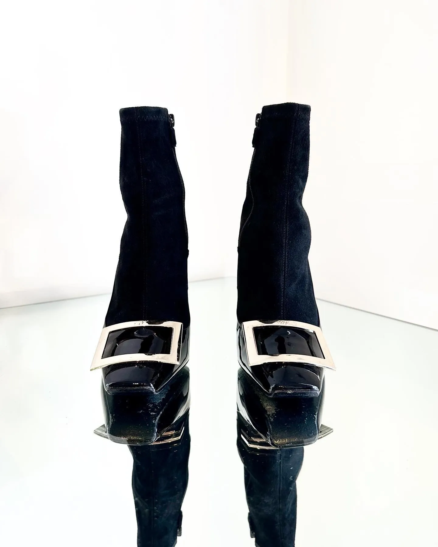 ROGER VIVIER Patent Leather Suede Ankle Boots