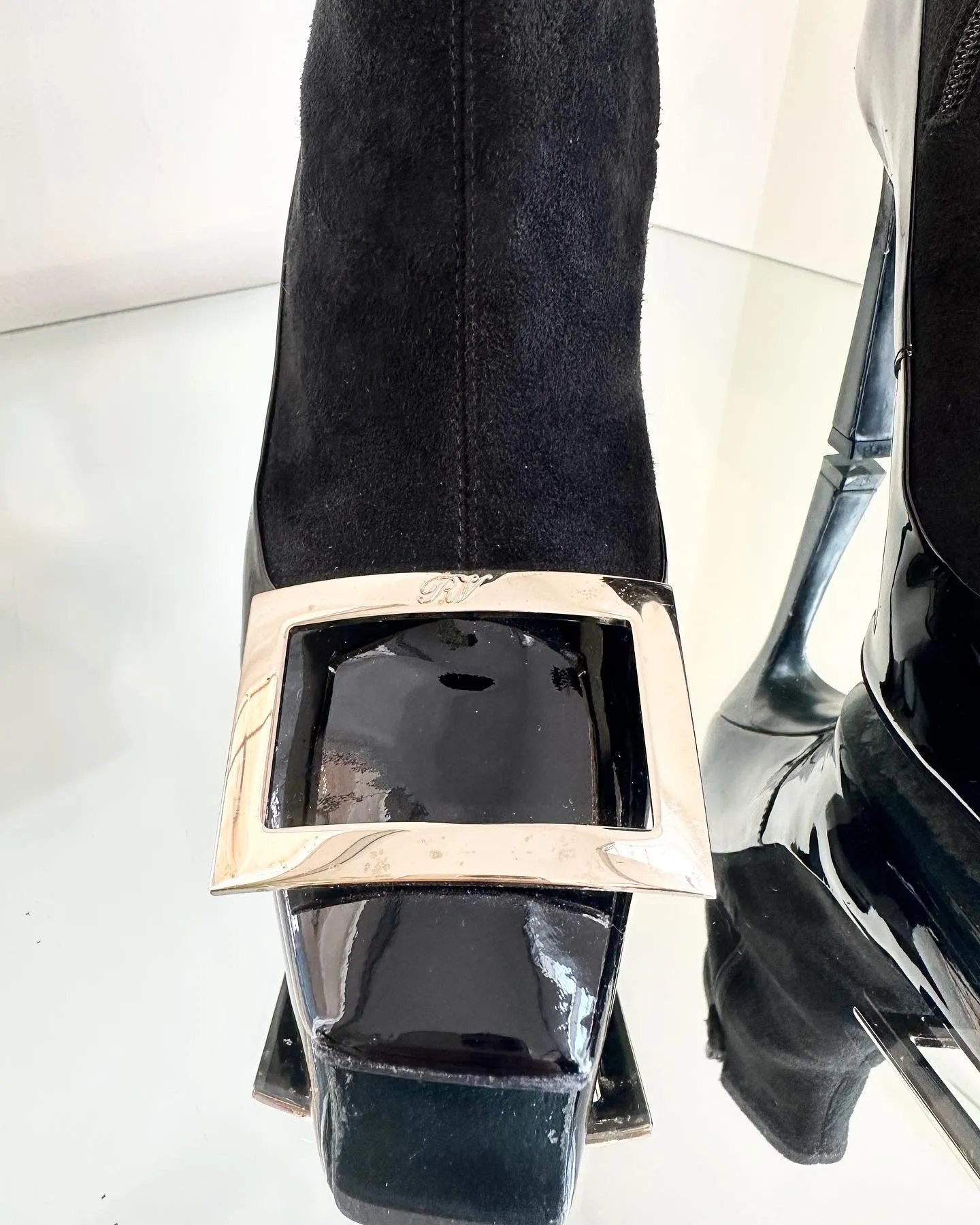 ROGER VIVIER Patent Leather Suede Ankle Boots