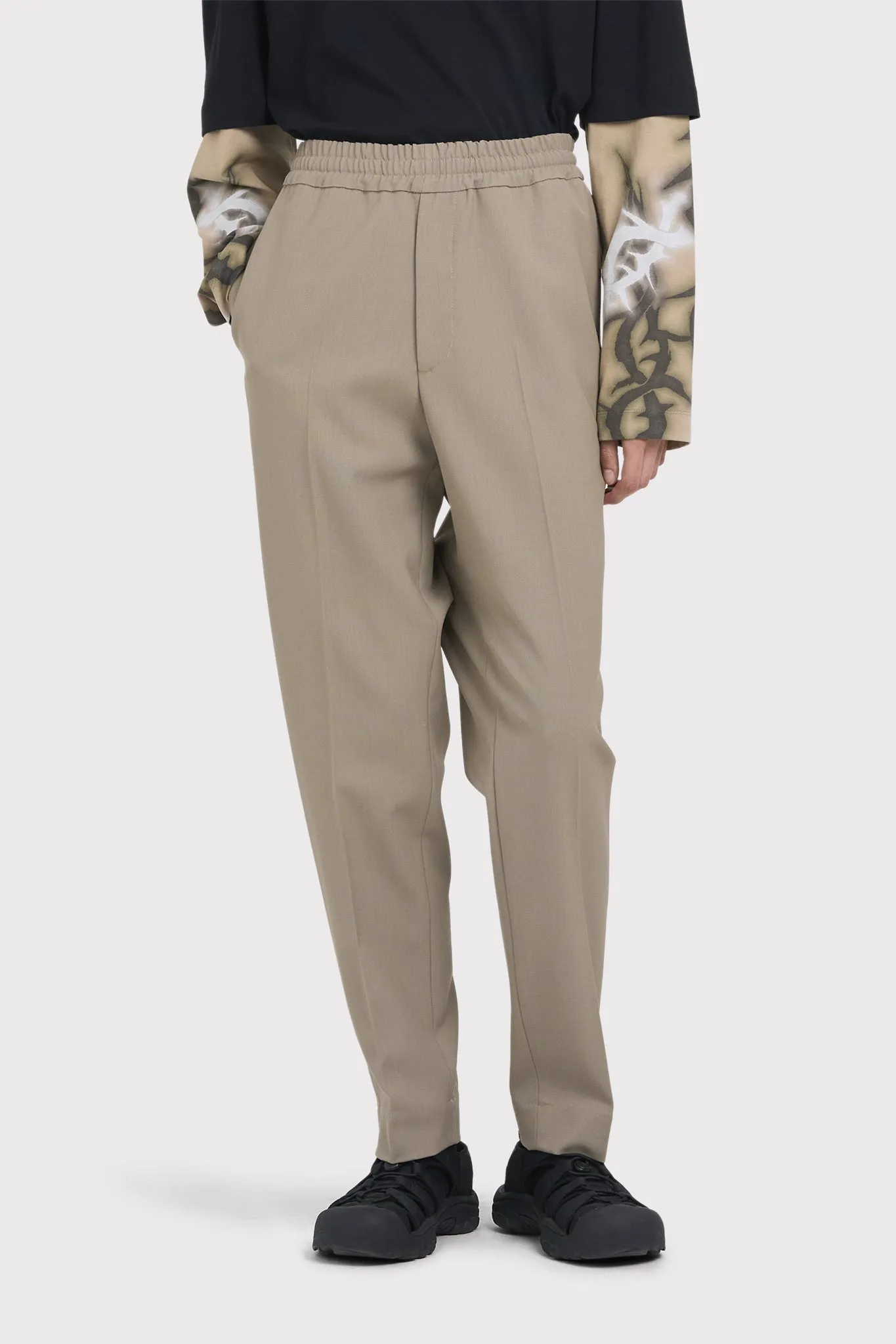 ROMANCE SUITING SAND