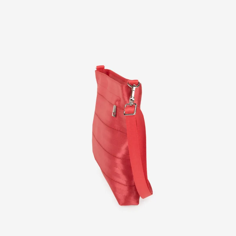 Small Streamline Crossbody / Grapefruit