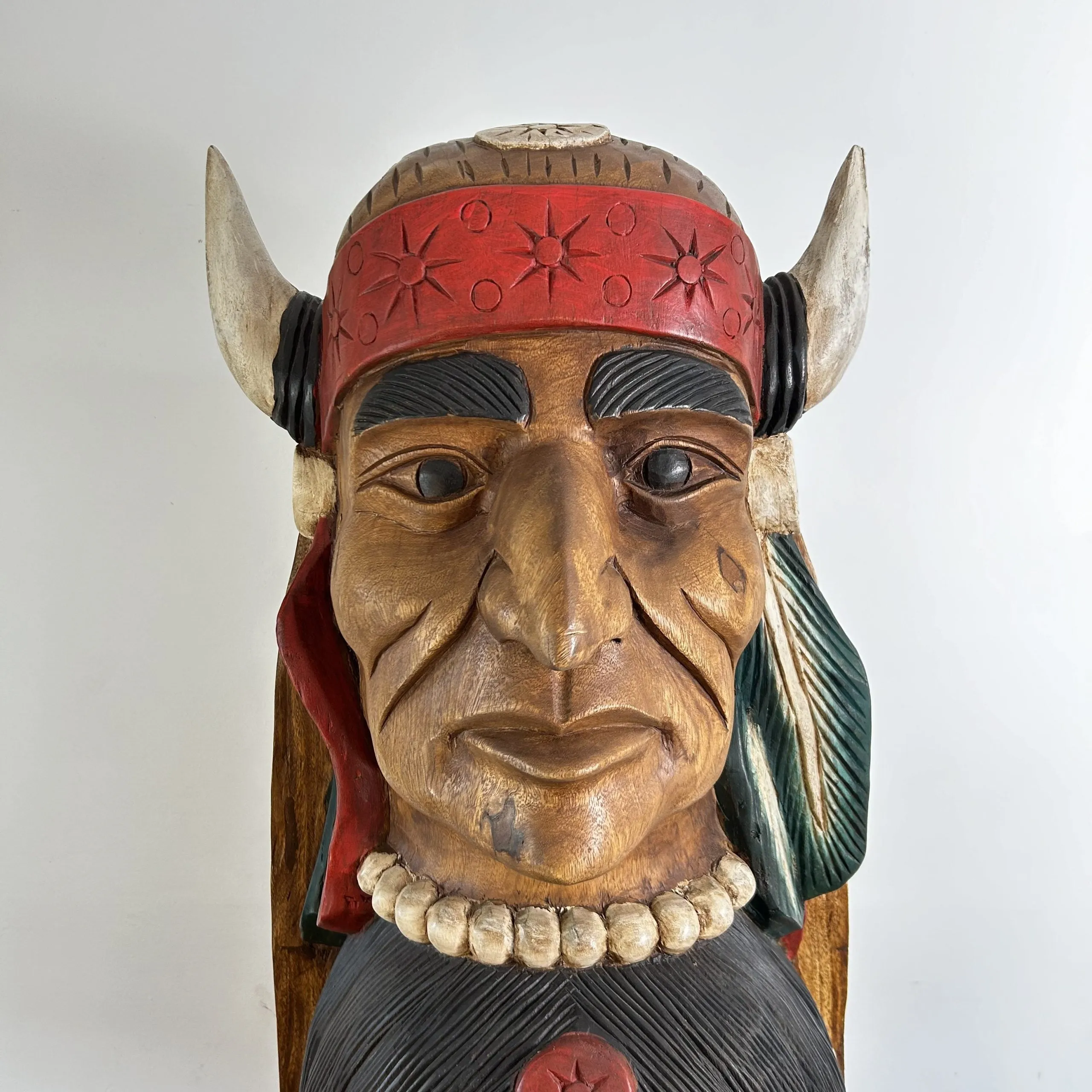 Totem Pole, Native American Carved Heads